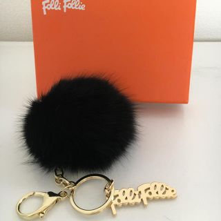 フォリフォリ(Folli Follie)のフォリフォリ ファー＆ロゴ付きバックチャーム(バッグチャーム)