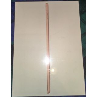 アップル(Apple)のiPad 2018 WiFi 32GB ゴールド 未開封　ヨドバシ 福袋 新品(タブレット)