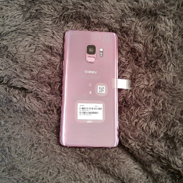 SAMSUNG(サムスン)の新品 au Galaxy S9 SCV38 SIMフリー　ライラックパープル

 スマホ/家電/カメラのスマートフォン/携帯電話(スマートフォン本体)の商品写真