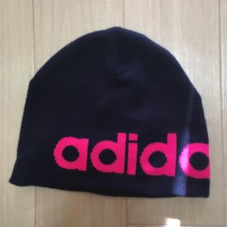 アディダス(adidas)のアディダスニット帽子(ニット帽/ビーニー)