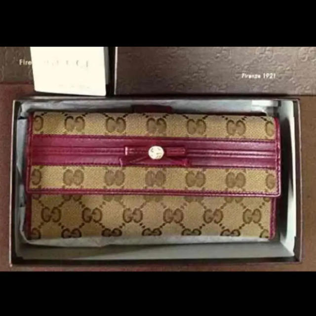 Gucci(グッチ)のGUCCI 長財布  レディースのファッション小物(財布)の商品写真