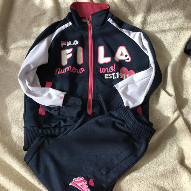 FILA(フィラ)のらっこー様用  FILA 130㎝ 女の子 ジャージ セットアップ キッズ/ベビー/マタニティのキッズ服女の子用(90cm~)(その他)の商品写真