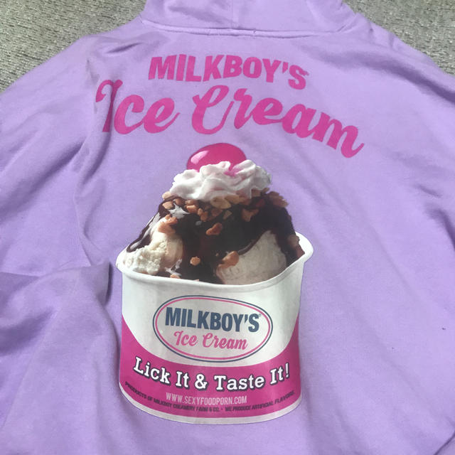 MILKBOY(ミルクボーイ)の MILKBOY  アイスクリーム ice cream 限定パーカー ラベンダー レディースのトップス(パーカー)の商品写真