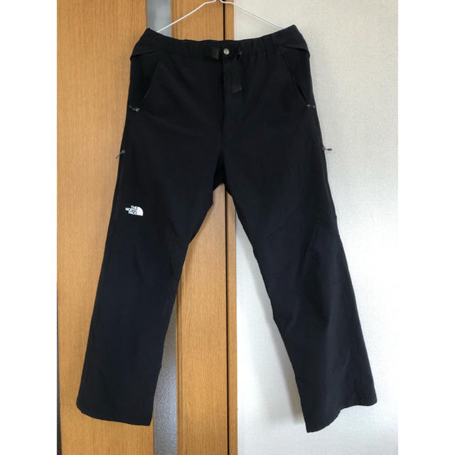 THE NORTH FACE(ザノースフェイス)のノースフェイス  NT52813 APEXパンツ アペックス 黒 メンズのパンツ(その他)の商品写真