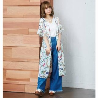 イング(INGNI)のINGNI 切替フレア袖花柄シフォンガウン(白(カーディガン)