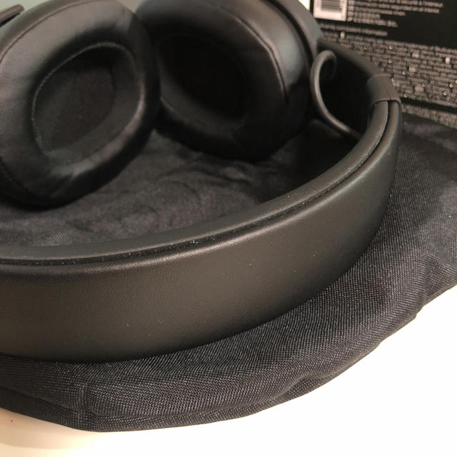 Skullcandy(スカルキャンディ)のskullcandy crusher wireless スマホ/家電/カメラのオーディオ機器(ヘッドフォン/イヤフォン)の商品写真