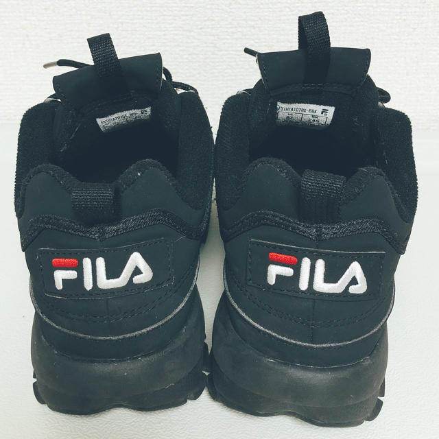 【値下げしました！】FILA スエード素材 DISRUPTER2 韓国並行輸入