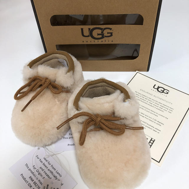 UGG(アグ)のUGG ベビー❤️ キッズ/ベビー/マタニティのベビー靴/シューズ(~14cm)(ブーツ)の商品写真