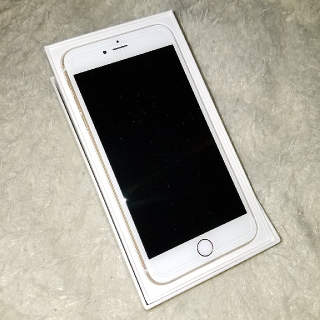 【美品】iPhone 6S Plus 64GB ゴールド　SIMロック解除済みスマートフォン/携帯電話