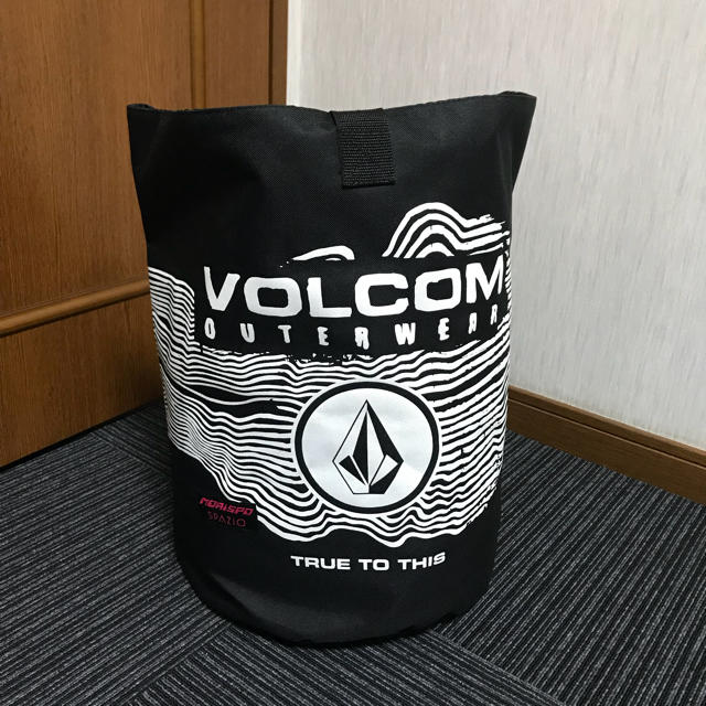 volcom(ボルコム)の【のじこ様専用♪】ボルコム ☆ リュックサック スポーツ/アウトドアのスノーボード(バッグ)の商品写真