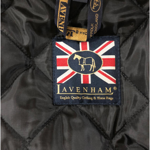 LAVENHAM(ラベンハム)のラベンハム ノーカラー キルティング コート ウール レディースのジャケット/アウター(ロングコート)の商品写真