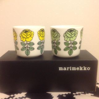 マリメッコ(marimekko)のマリメッコ ヴィヒキルース ラテマグ セットクリスマスローズ(食器)