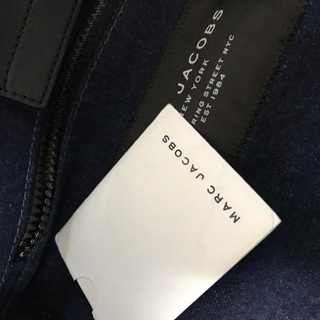 MARC JACOBS - MARC JACOBS トートバッグの通販 by vnessshop｜マークジェイコブスならラクマ 格安新作
