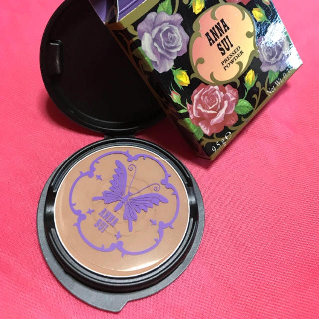 ANNA SUI(アナスイ)の専用   ANNA SUIプレストパウダー コスメ/美容のベースメイク/化粧品(フェイスパウダー)の商品写真