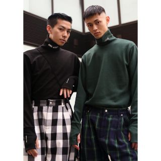 バレンシアガ(Balenciaga)のesc studio タートルネックシャツ(Tシャツ/カットソー(半袖/袖なし))