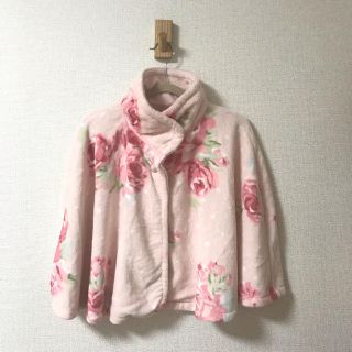 ローラアシュレイ(LAURA ASHLEY)のローラアシュレイ ふわふわ お花柄ケープ ルームウェア(ルームウェア)