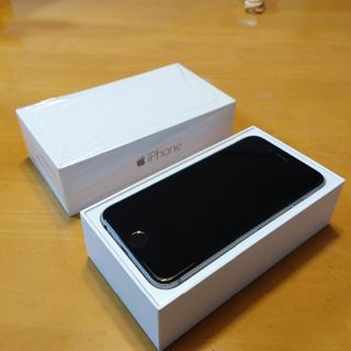 アップル(Apple)の(ジャンク品）iPhone 6 Space Gray 　64 GB SIMフリー(スマートフォン本体)
