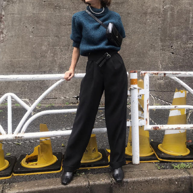 新品タグ付き】Ameri VINTAGE CORSET BELT PANTS - クロップドパンツ