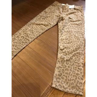 マウジー(moussy)のMOUSSY コーデュロイパンツ ヒョウ柄 1万円の商品 値下げ(クロップドパンツ)