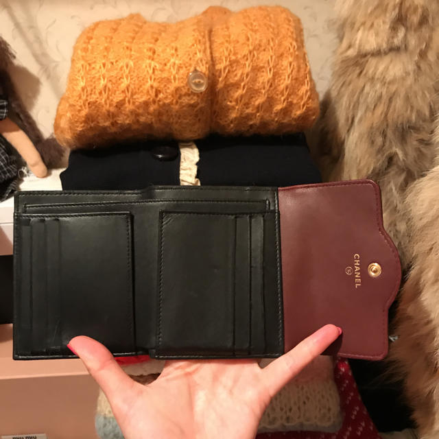 CHANEL crews line wallet.