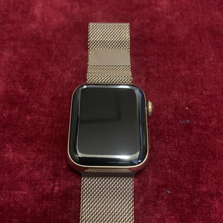 アップルウォッチ(Apple Watch)のapple watch 4 ステンレスゴールド ミラネーゼループ(腕時計(デジタル))