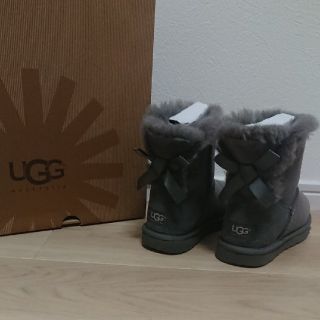 アグ(UGG)のアグ ムートン リボン グレー(ブーツ)