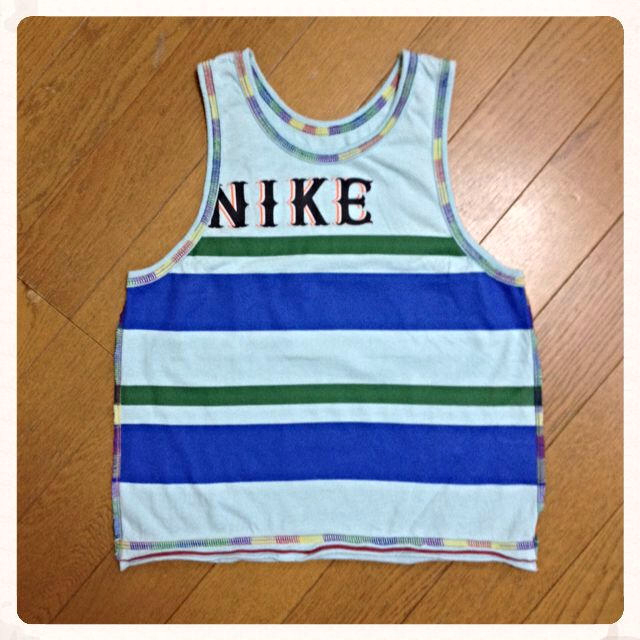 NIKE(ナイキ)のNIKE タンクトップ 110 キッズ/ベビー/マタニティのキッズ服男の子用(90cm~)(その他)の商品写真