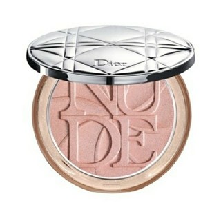 ディオール(Dior)のDior新製品 ディオールスキン ミネラル ヌード ルミナイザー パウダー(フェイスパウダー)