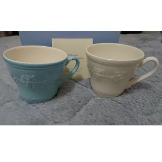 ウェッジウッド(WEDGWOOD)の【新品・未使用】Wedgwood ティーカップセット(白・ブルー)(グラス/カップ)