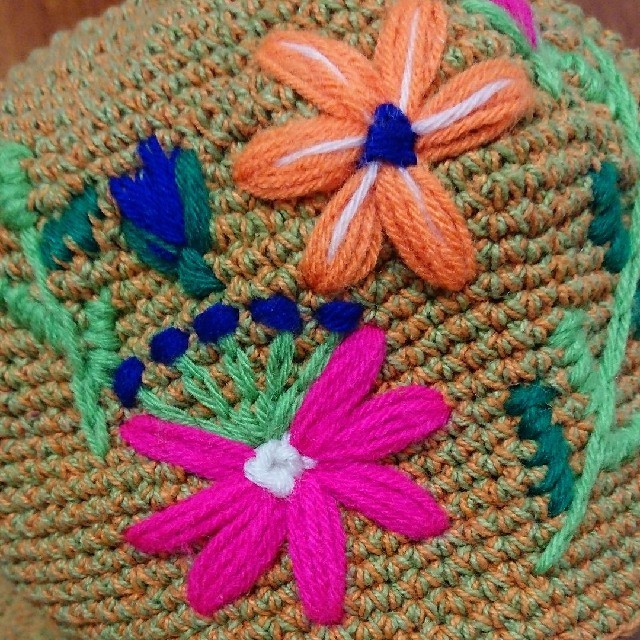 titicaca(チチカカ)のチチカカ★メキシコ刺繍ボールキャップ(´ω｀)ﾉ レディースの帽子(キャップ)の商品写真