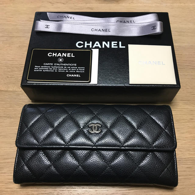 CHANEL(シャネル)のシャネル マトラッセ キャビアスキン長財布 レディースのファッション小物(財布)の商品写真