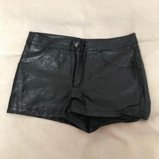 トップショップ(TOPSHOP)のTOPSHOP レザーパンツ(ショートパンツ)