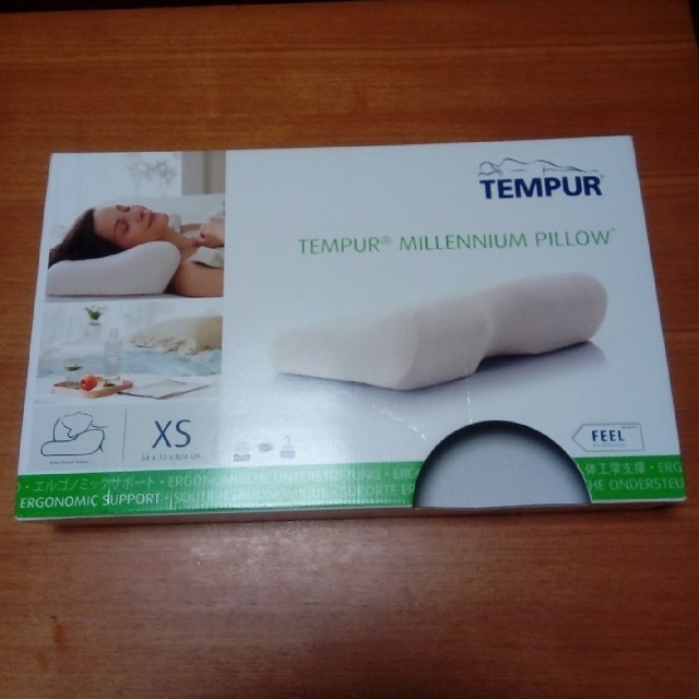 TEMPUR(テンピュール)のひろし様専用   テンピュール　ミレニアム枕　XS/S インテリア/住まい/日用品の寝具(枕)の商品写真