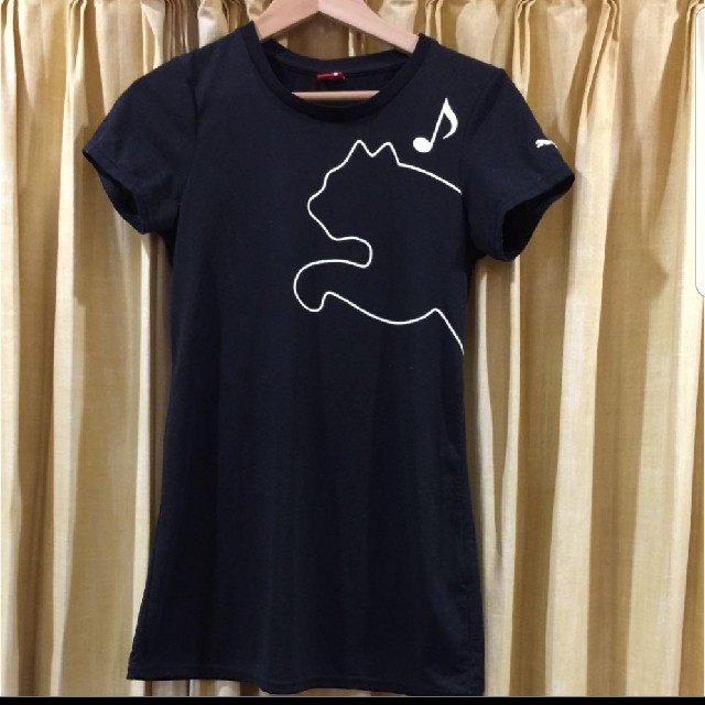 PUMA(プーマ)のPUMA ロングＴシャツ 黒 M レディースのトップス(Tシャツ(半袖/袖なし))の商品写真