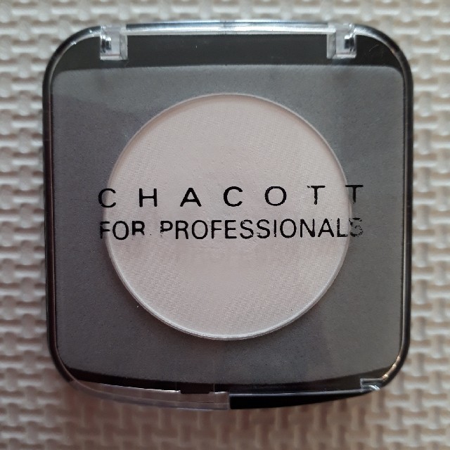 CHACOTT(チャコット)のチャコット　メイクアップカラーバリエーション　スノーホワイト コスメ/美容のベースメイク/化粧品(アイシャドウ)の商品写真