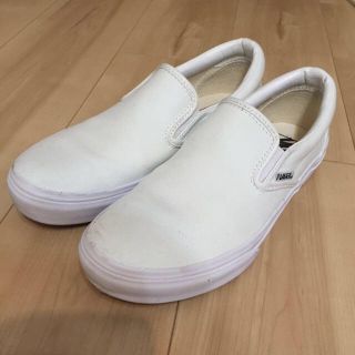 ヴァンズ(VANS)のVANS スリッポン ホワイトカラー(スニーカー)