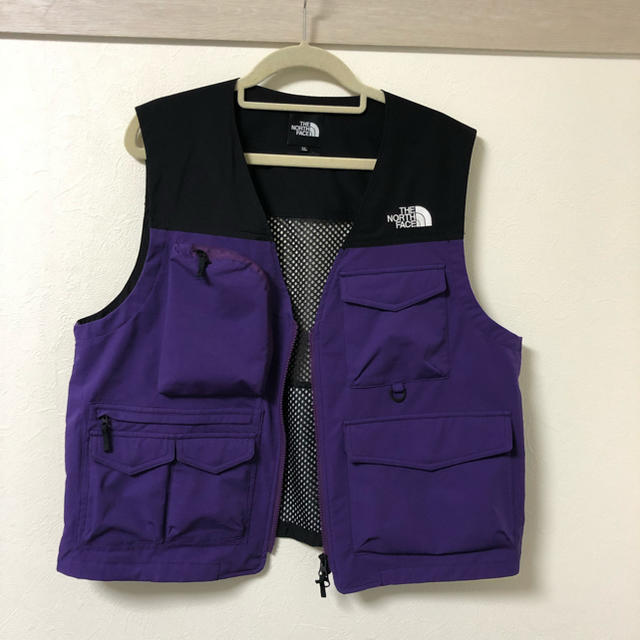 BEAMS(ビームス)の即完 BEAMS 別注 NORTH FACE utility vest 紫 XL メンズのトップス(ベスト)の商品写真