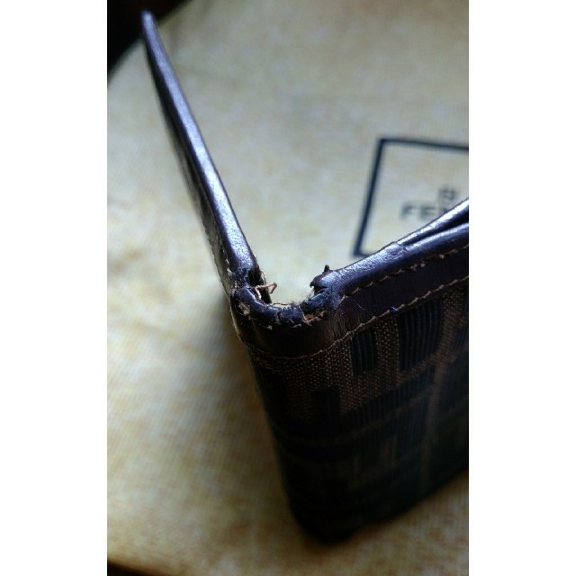 FENDI(フェンディ)の【FENDI】二つ折り財布 レディースのファッション小物(財布)の商品写真