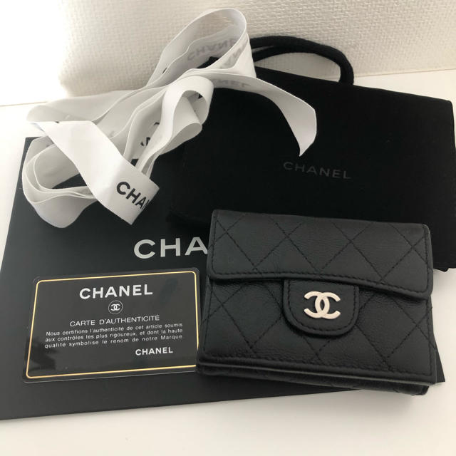 配送員設置 CHANEL - CHANEL シャネル マトラッセ 三つ折り スモール
