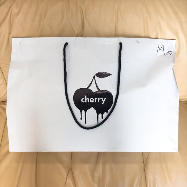 Off White Cherry 福岡 5万円福袋の通販 By つばめshop オフホワイトならラクマ