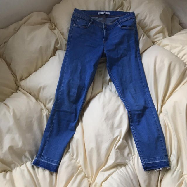 ZARA(ザラ)のザラ レディースのパンツ(デニム/ジーンズ)の商品写真