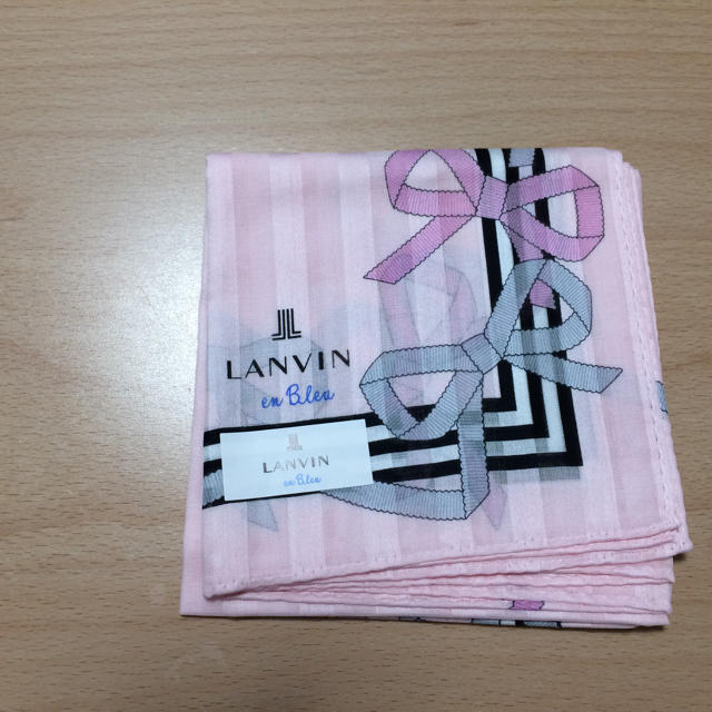 LANVIN en Bleu(ランバンオンブルー)の LANVIN en Blue ハンカチ レディースのファッション小物(ハンカチ)の商品写真