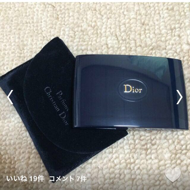 Christian Dior(クリスチャンディオール)のDior ミニメイクパレット♡未使用 コスメ/美容のベースメイク/化粧品(その他)の商品写真