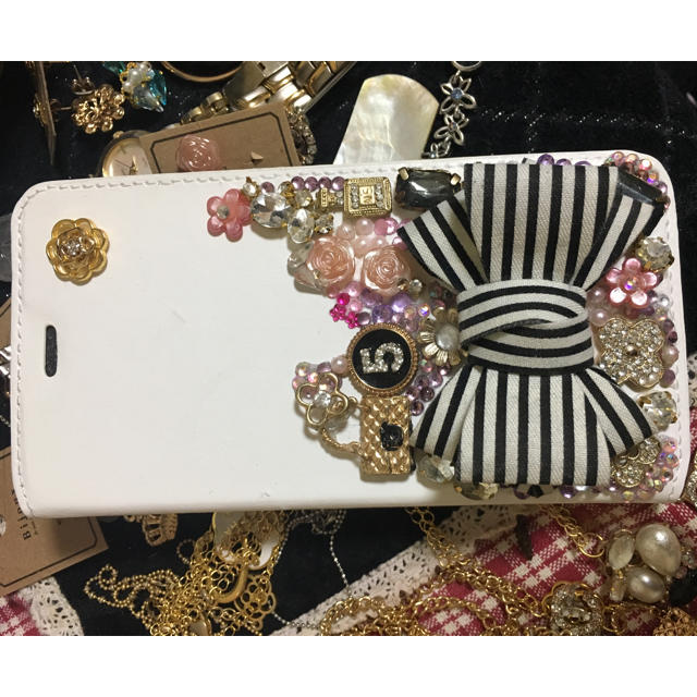 スマホケース ケイト スペード iphone8 - CHANEL - iPhone７ケース  カメリア  シャネルお好きな方にの通販 by oceancalm's shop｜シャネルならラクマ