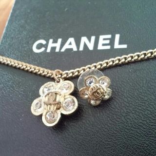 シャネル(CHANEL)のセット　シャネル　フラワーネックレス＆ピアス(ネックレス)