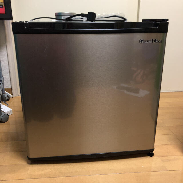 1ドア 小型冷凍庫 32L-