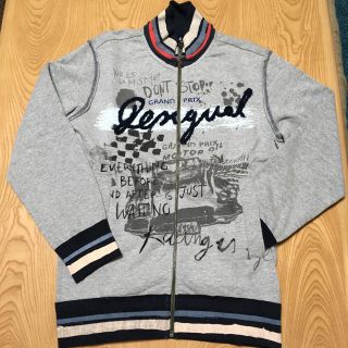 デシグアル(DESIGUAL)のDesigual【美品】ジップアップ  S(スウェット)