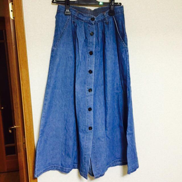 HANJIRO(ハンジロー)の前開きデニムスカート レディースのスカート(ロングスカート)の商品写真