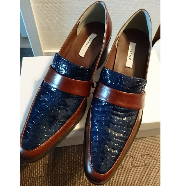 Ameri VINTAGE(アメリヴィンテージ)のAmeri アメリ LEATHER CROCO LOAFER レディースの靴/シューズ(ローファー/革靴)の商品写真