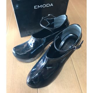 エモダ(EMODA)のEMODA エナメルパンプス(ハイヒール/パンプス)